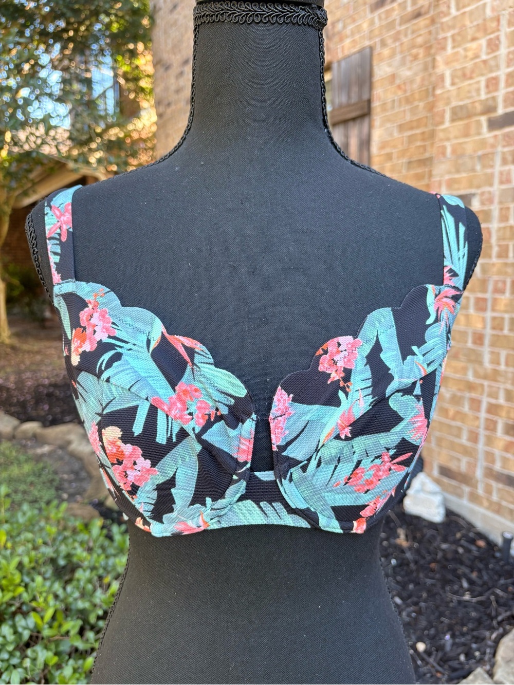 Victoria's Secret Black Floral Scalloped Bikini Top